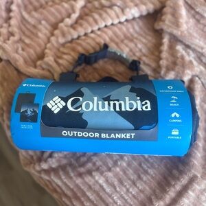 Columbia Outdoor Blanket - Blue/Camo Portable Roll